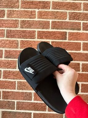 Nike Black Slide Sandals Women’s US 8 Cushioned Foam
